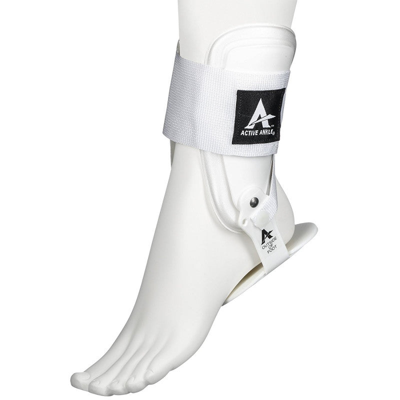 Active Ankle t2 Brace in colour white. Lateral view of the brace.